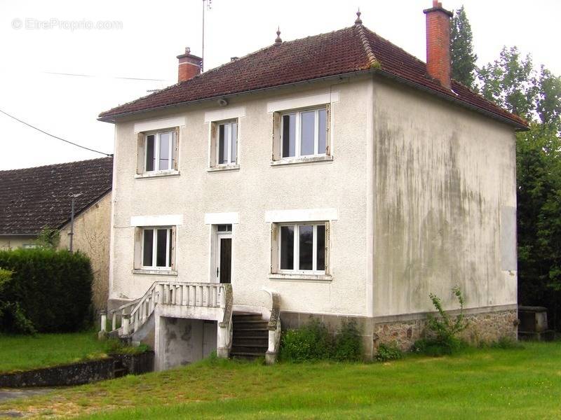 Maison à MONTCHEVRIER