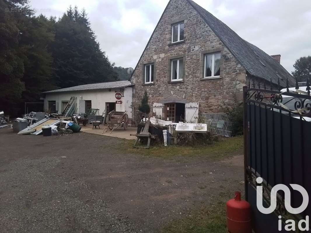 Photo 3 - Maison à SAINT-SAUVES-D&#039;AUVERGNE