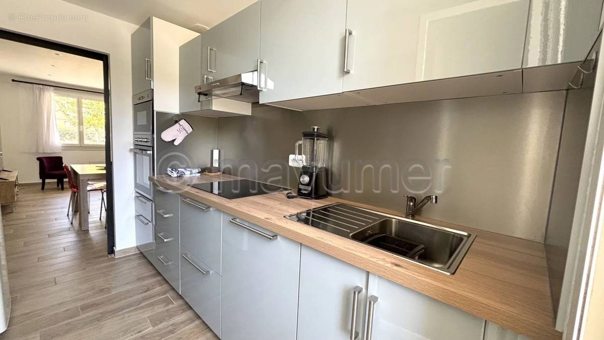 Appartement à MARSEILLE-8E