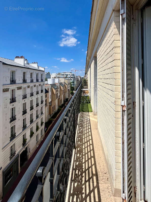 Appartement à LEVALLOIS-PERRET