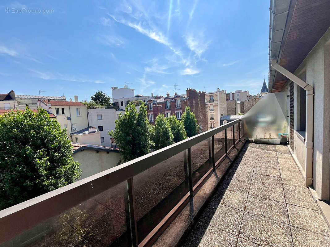 Appartement à LEVALLOIS-PERRET