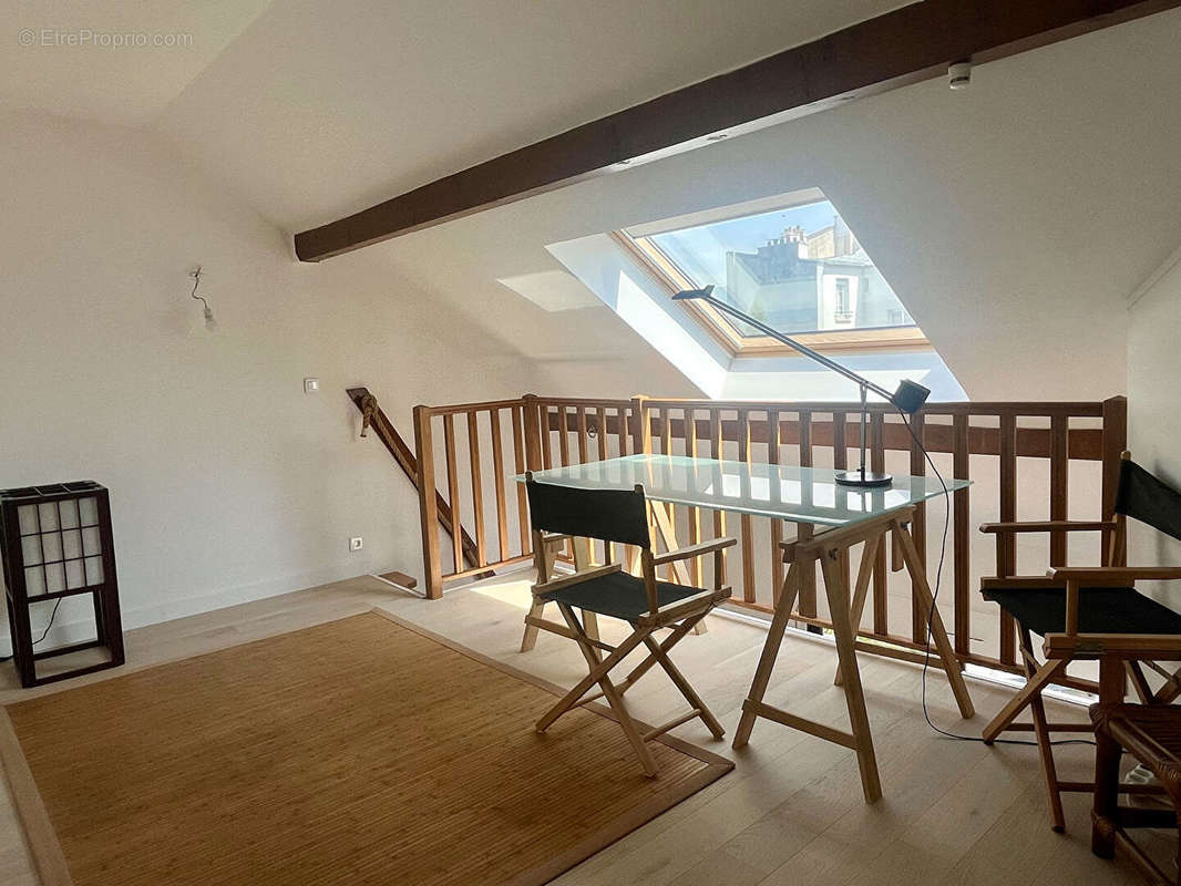 Appartement à LEVALLOIS-PERRET