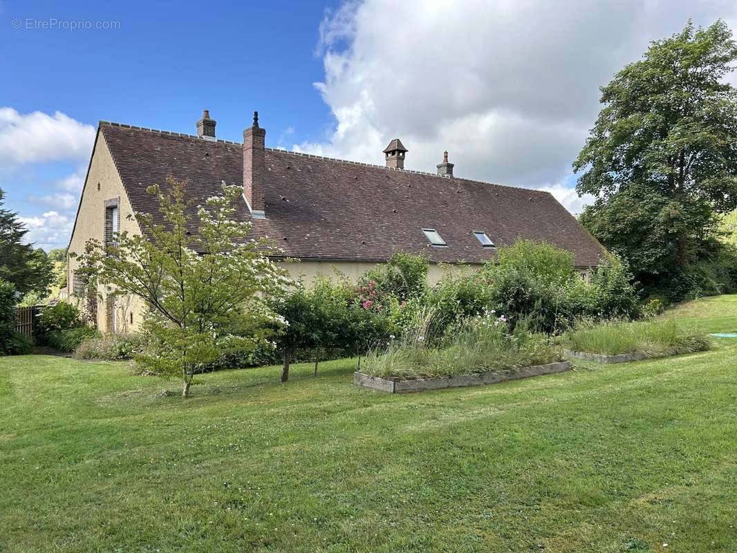 Maison à LONGNY-AU-PERCHE