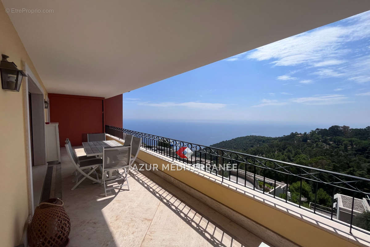 Appartement à EZE