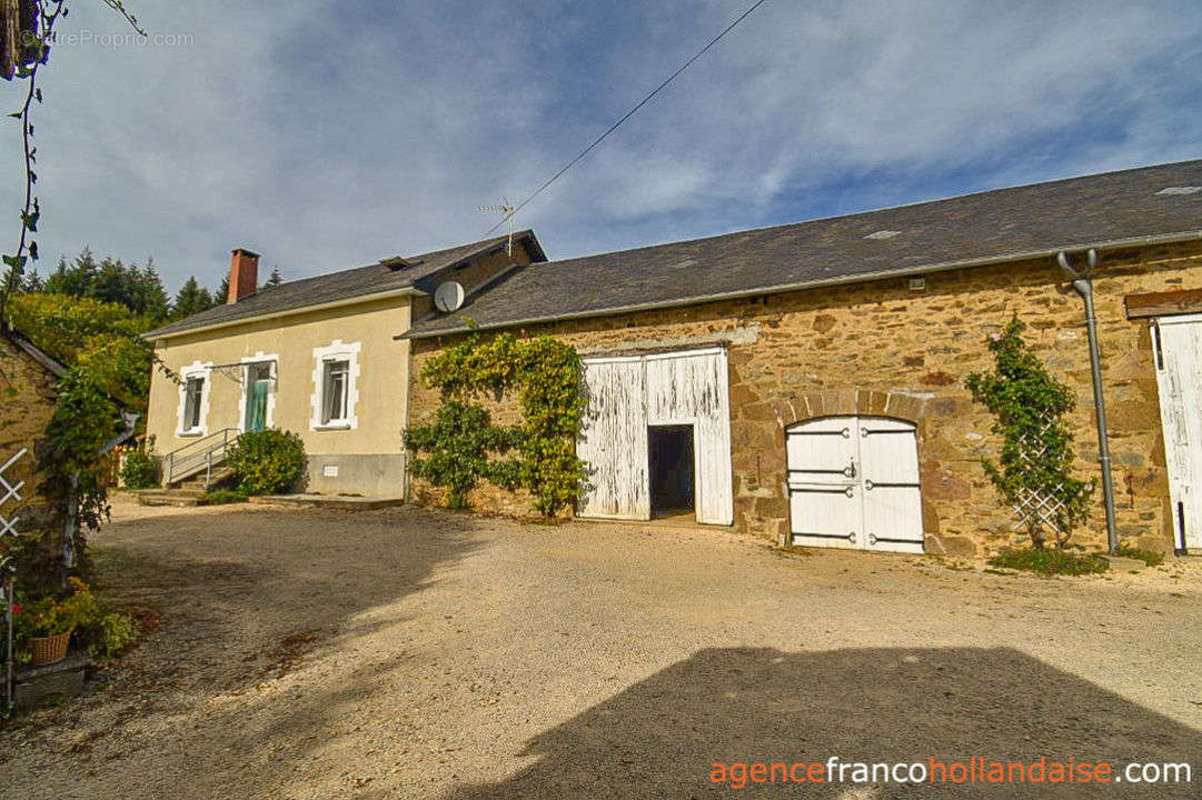 Maison à LA CROISILLE-SUR-BRIANCE