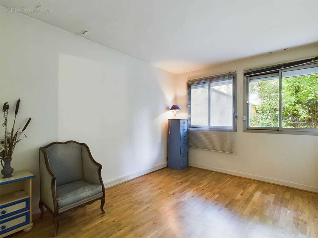 Appartement à MONTROUGE