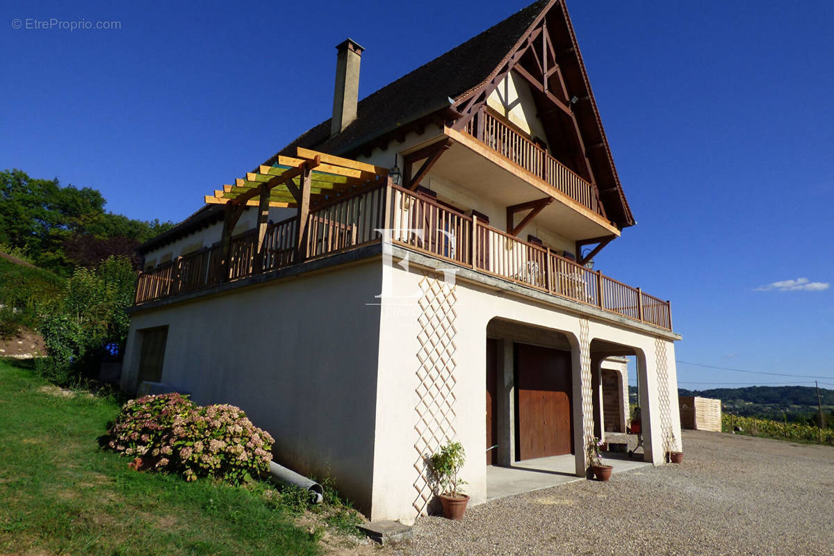 Maison à COUX-ET-BIGAROQUE