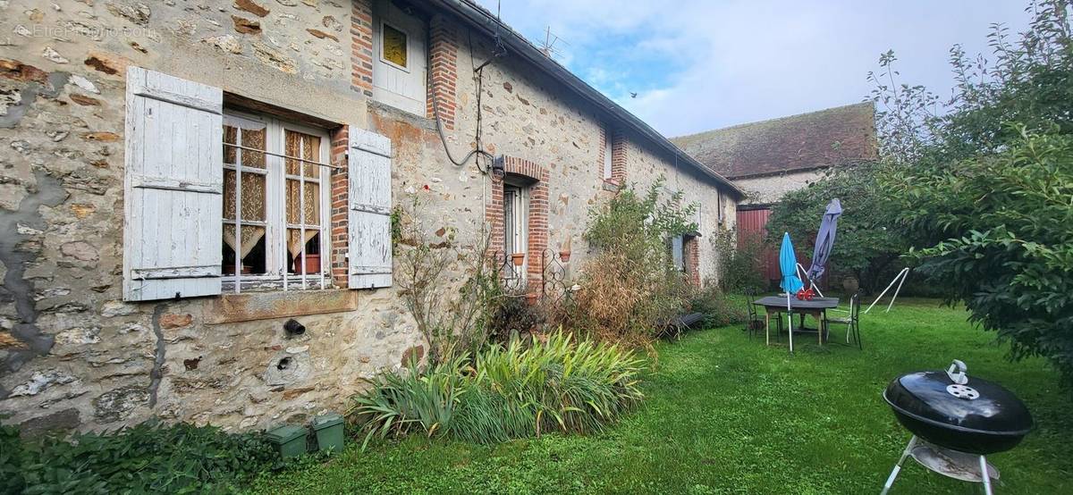 Maison à LECHELLE