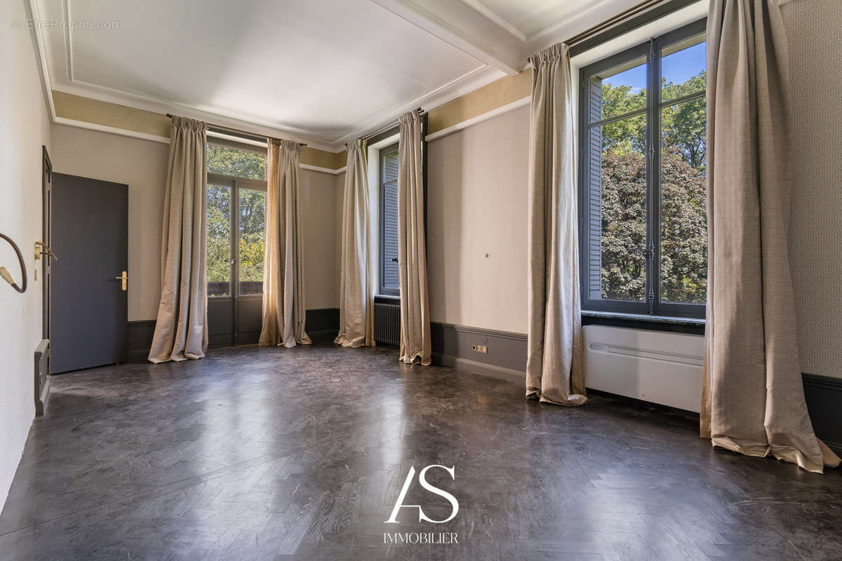 Appartement à LYON-6E