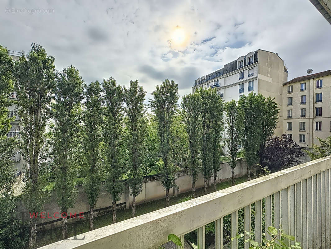 Appartement à COURBEVOIE