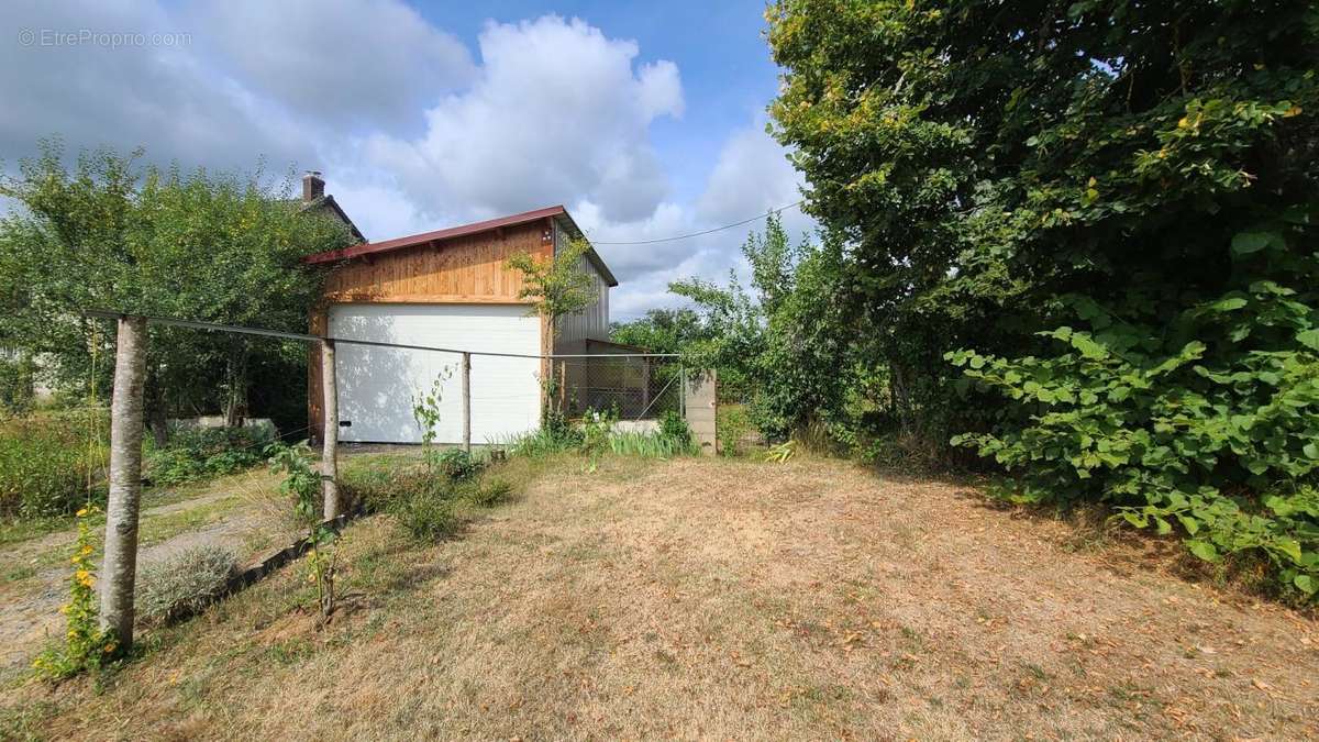 Maison à GOUZON