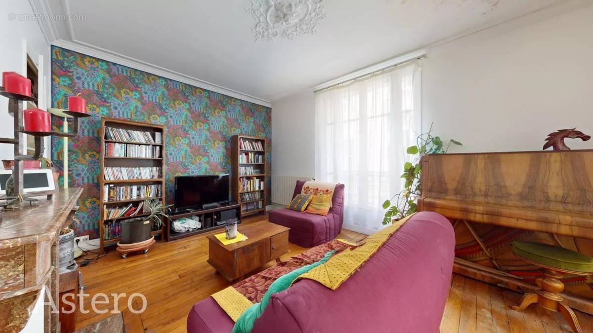 Appartement à PARIS-11E