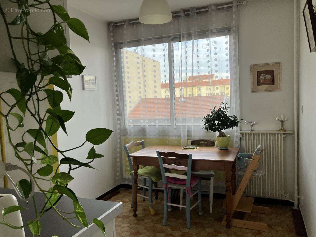 Appartement à VILLEURBANNE