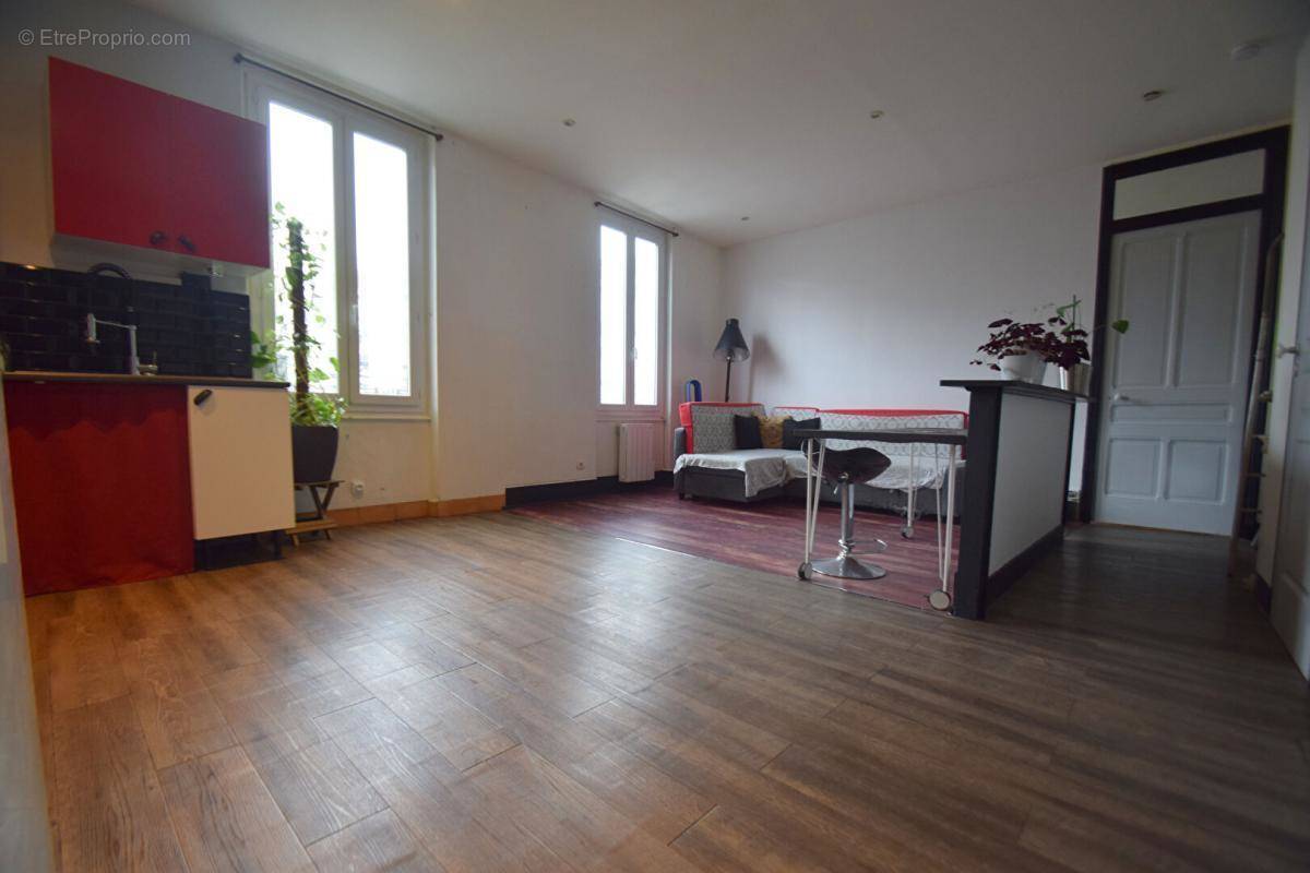 Appartement à LYON-8E