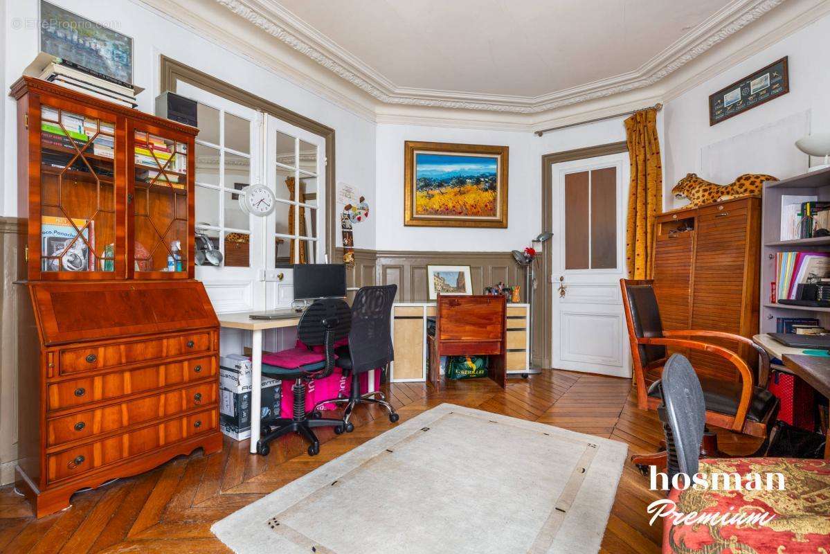 Appartement à PARIS-10E