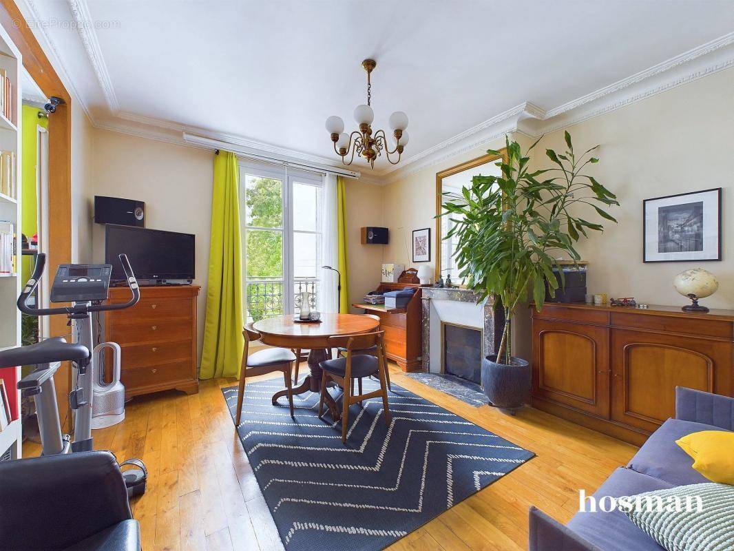 Appartement à PARIS-19E