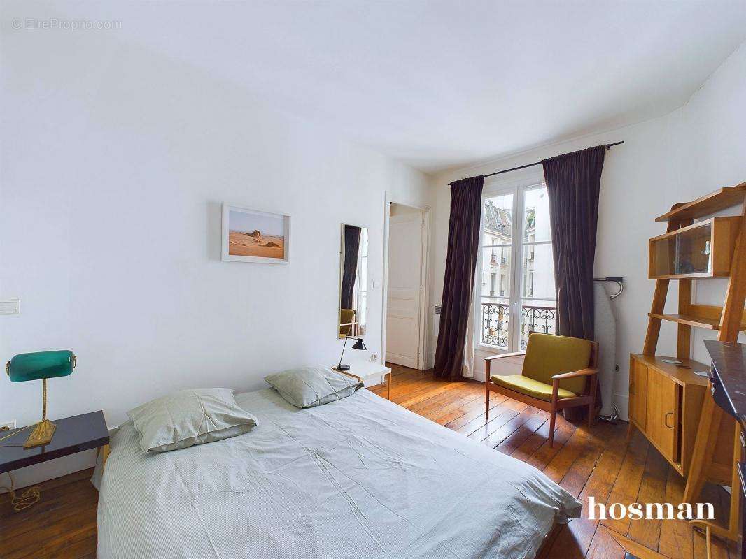 Appartement à PARIS-10E