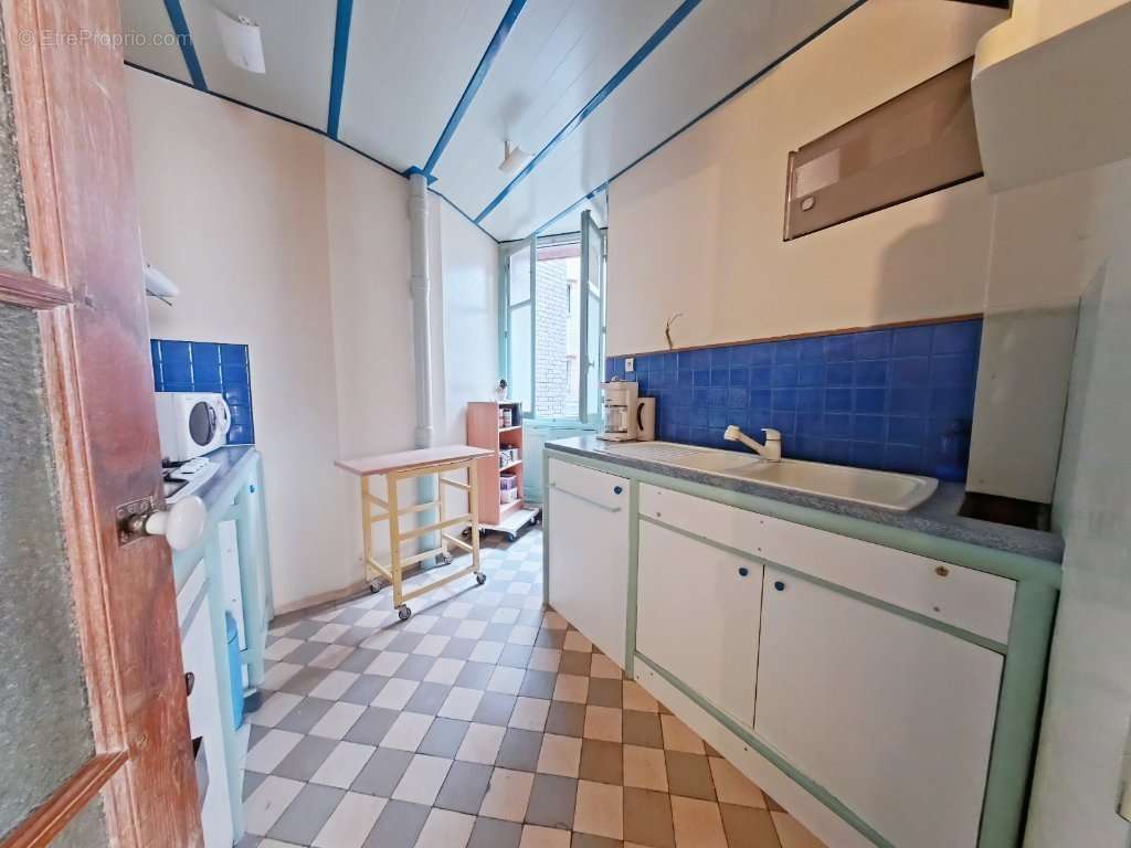 Appartement à PARIS-11E