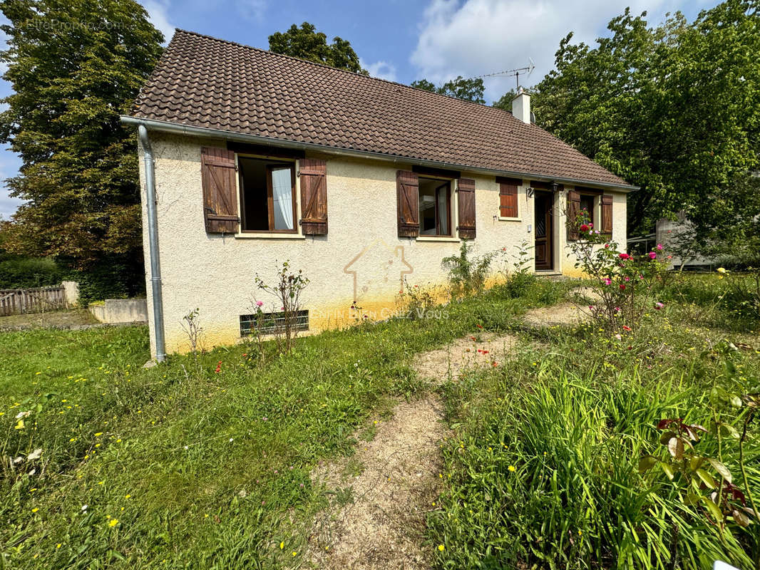 Maison à L&#039;ISLE-SUR-SEREIN