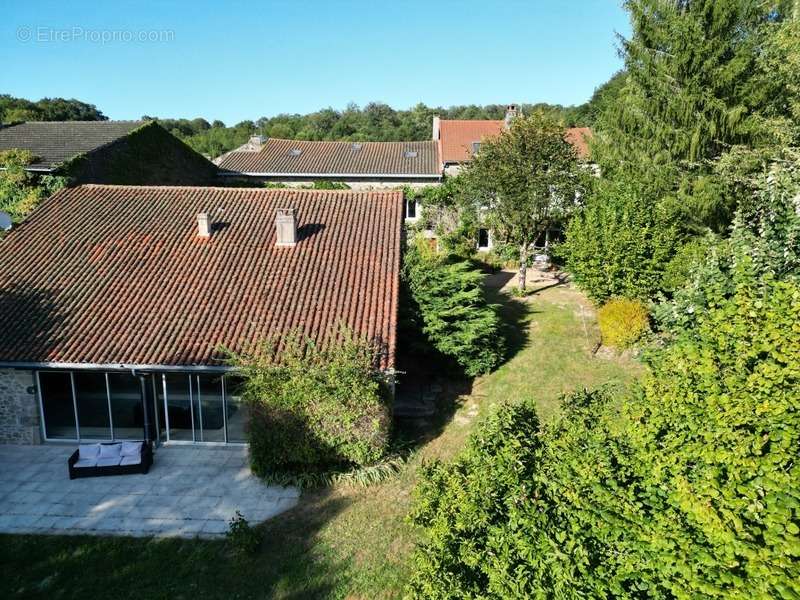 Maison à BESSINES-SUR-GARTEMPE