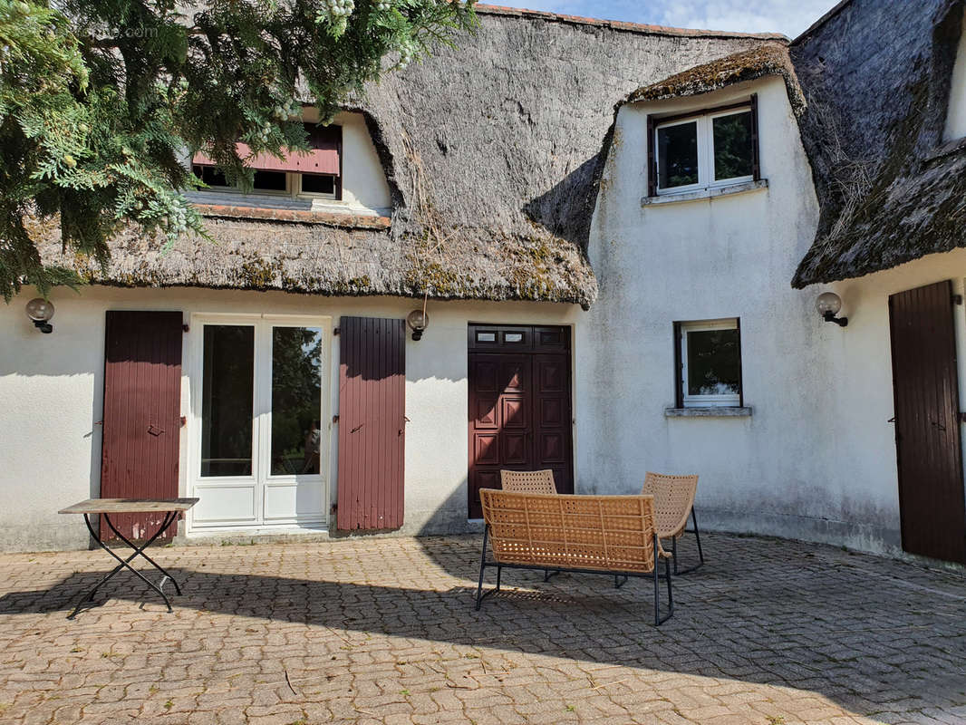 Maison à CORREZE