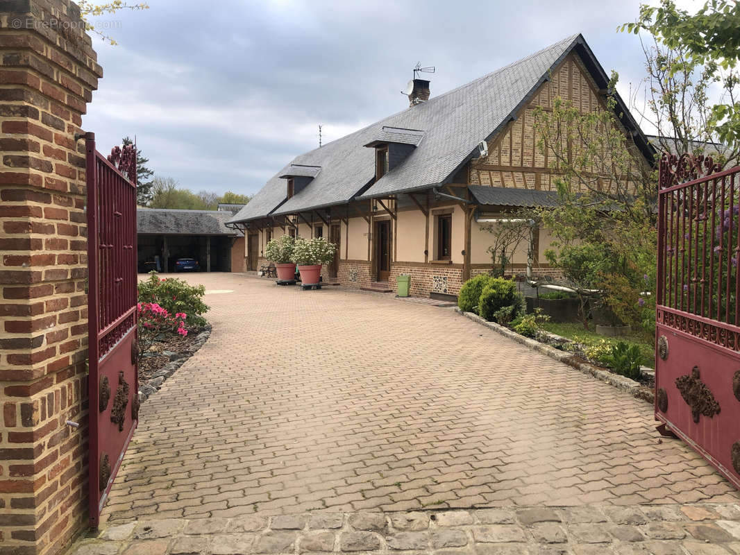 Maison à SAINT-MARTIN-AU-BOSC