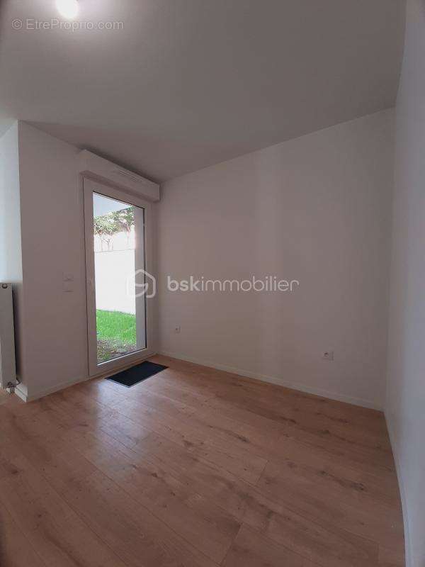 Appartement à ROMAINVILLE