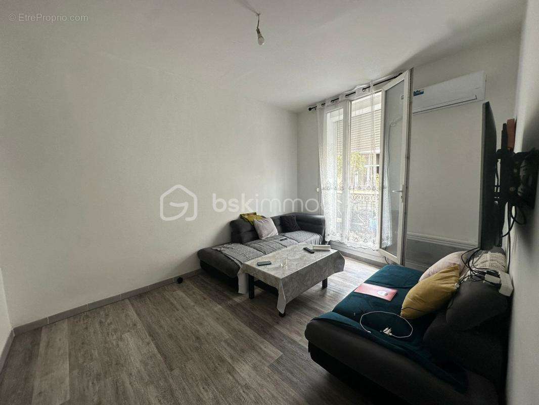 Appartement à MARSEILLE-9E