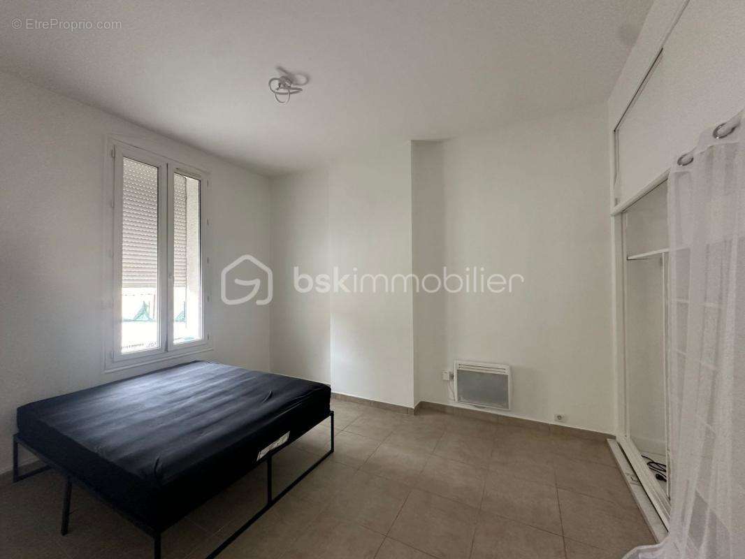 Appartement à MARSEILLE-9E