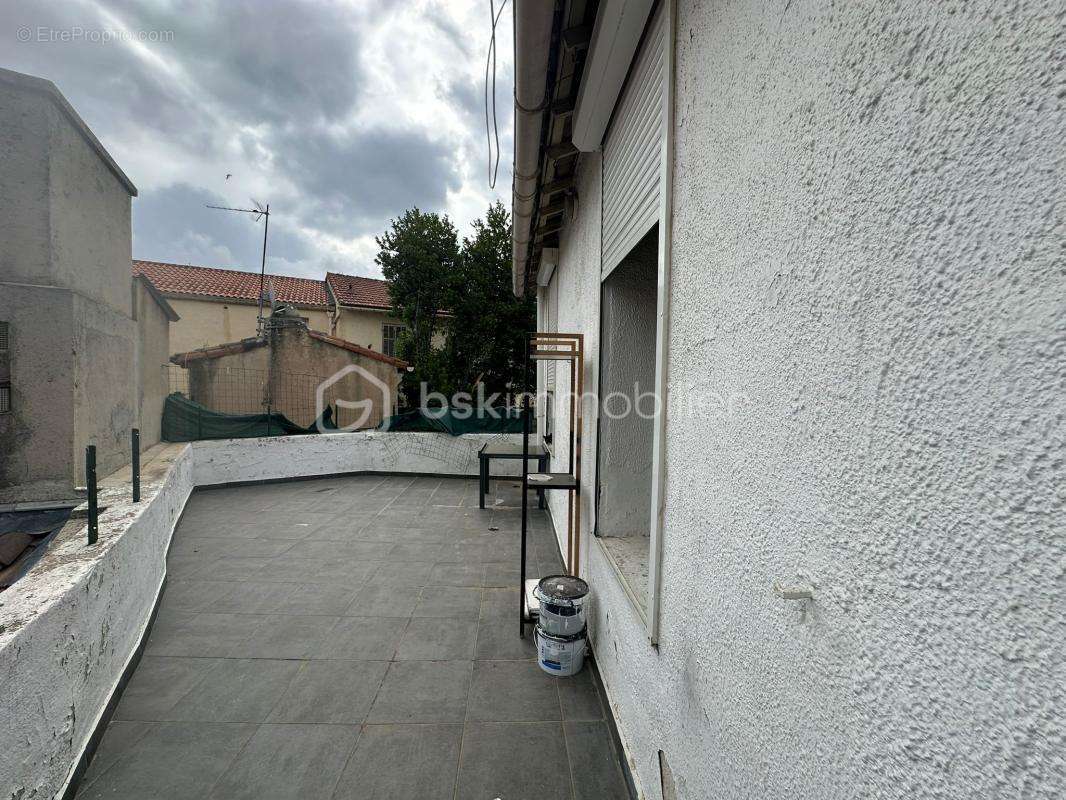 Appartement à MARSEILLE-9E