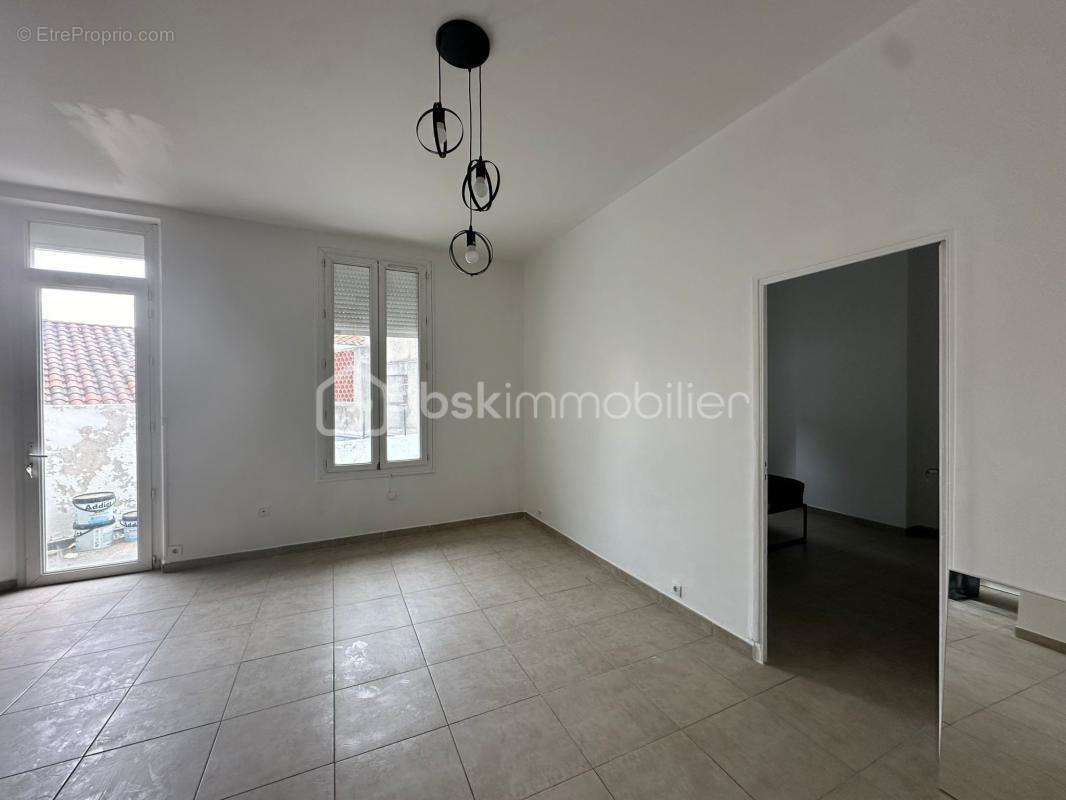 Appartement à MARSEILLE-9E