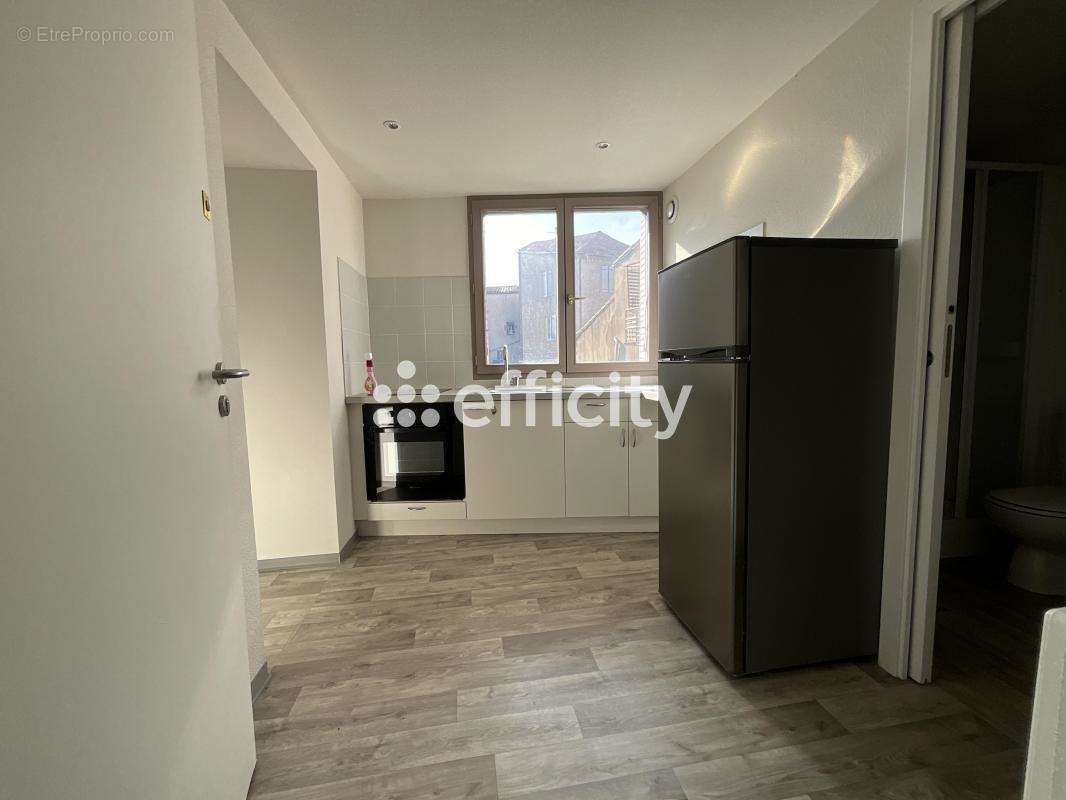 Appartement à PRIVAS