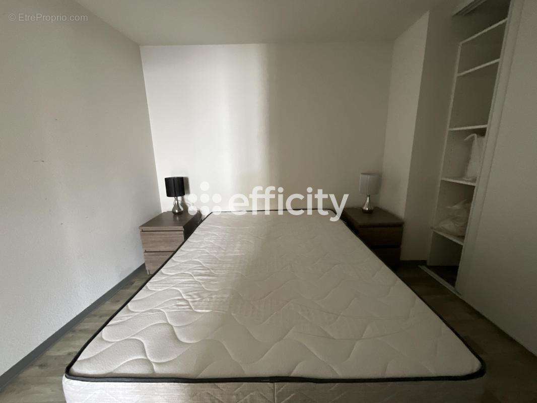 Appartement à PRIVAS