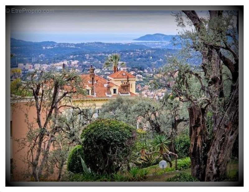 Appartement à GRASSE