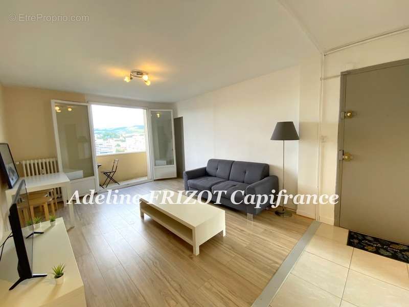 Appartement à SAINT-ETIENNE