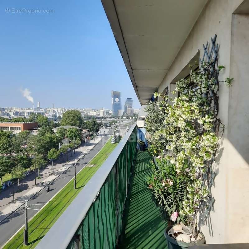 Appartement à PARIS-12E