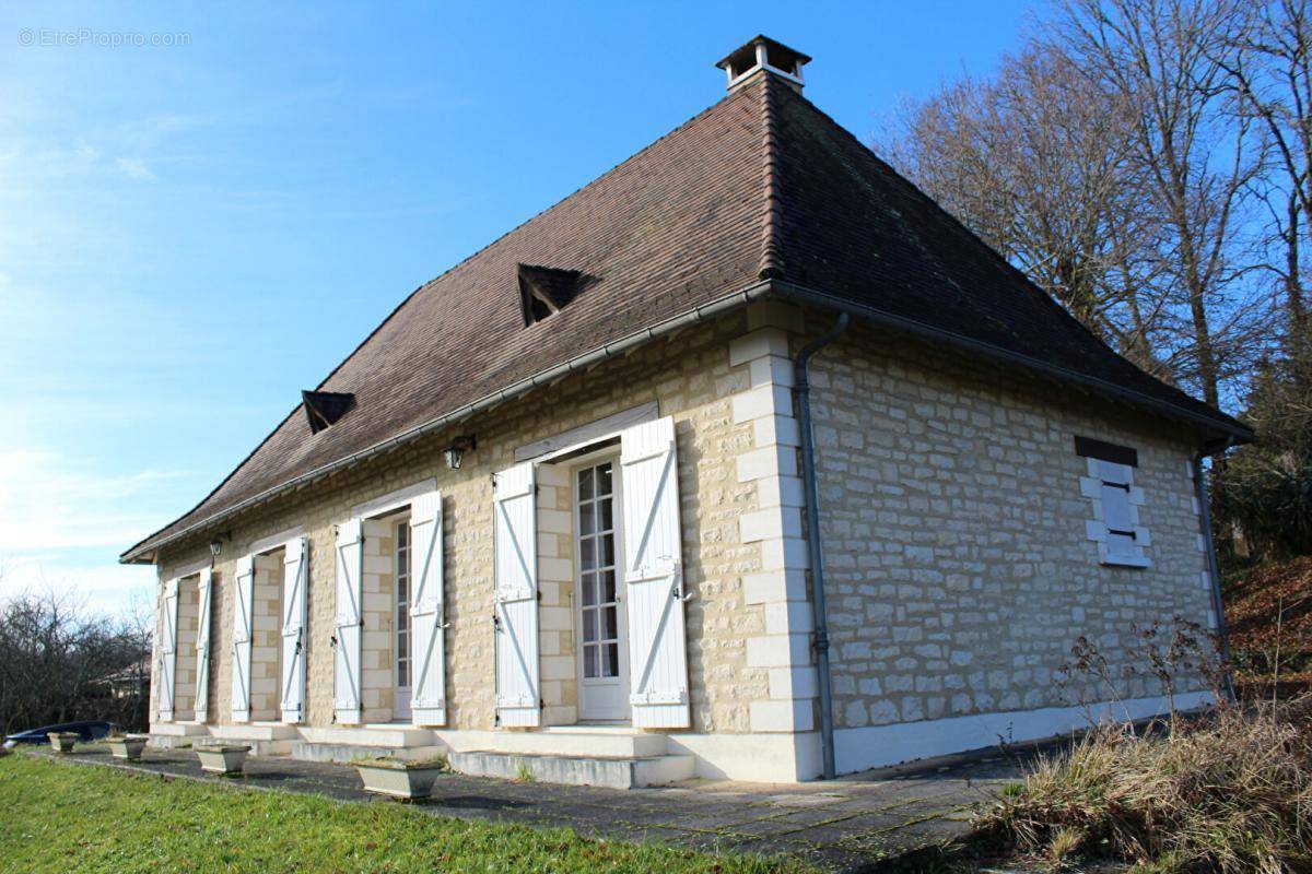 Maison à ANNESSE-ET-BEAULIEU