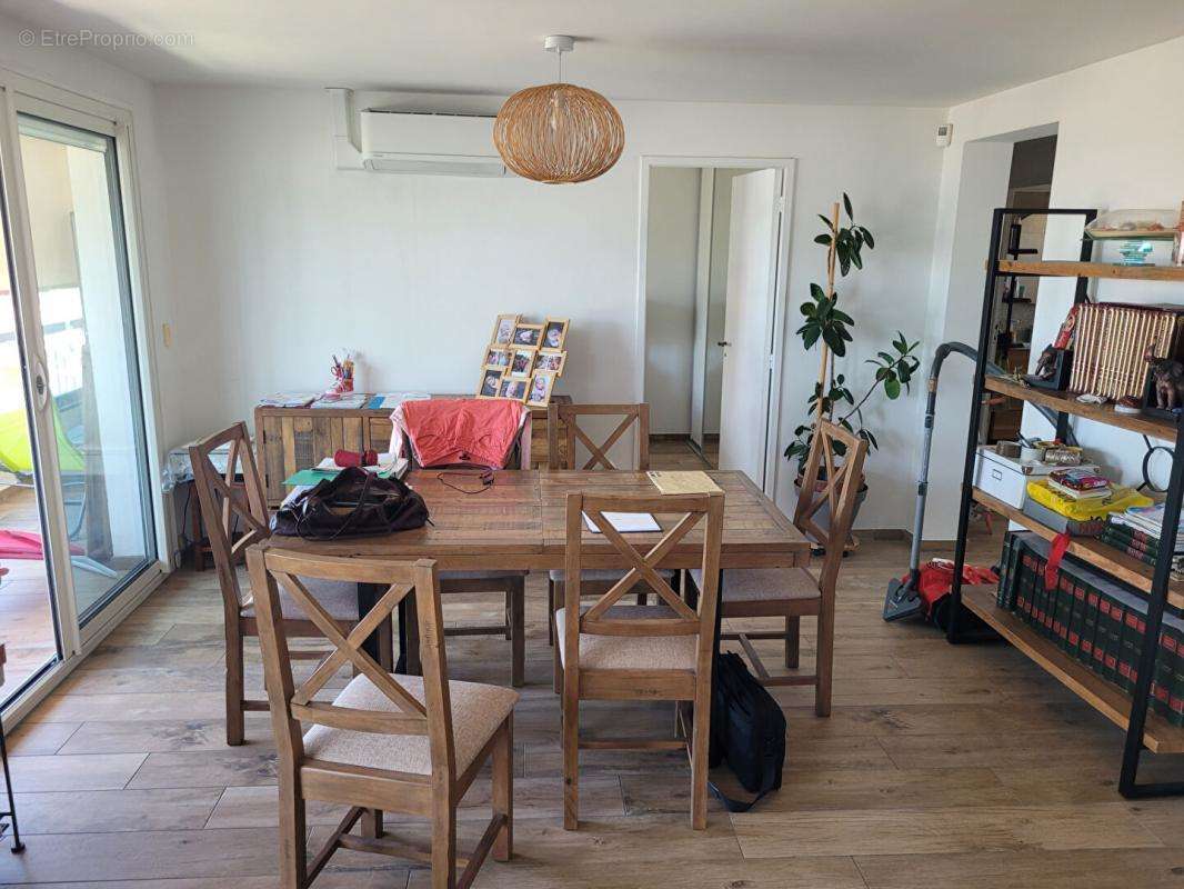 Appartement à SIX-FOURS-LES-PLAGES