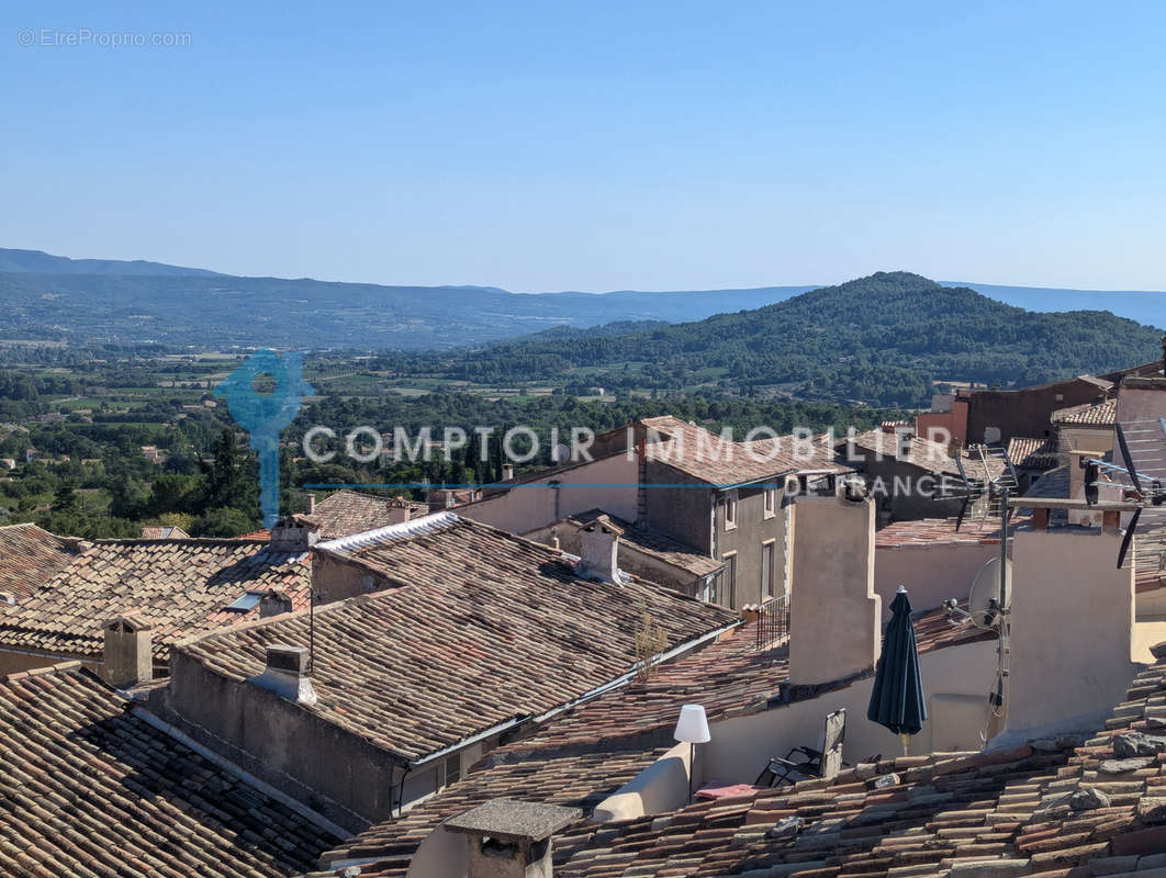 Maison à SAINT-SATURNIN-LES-APT