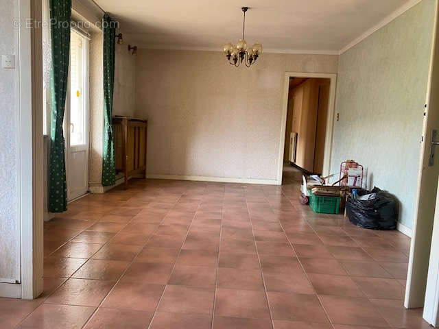 Appartement à ALGRANGE