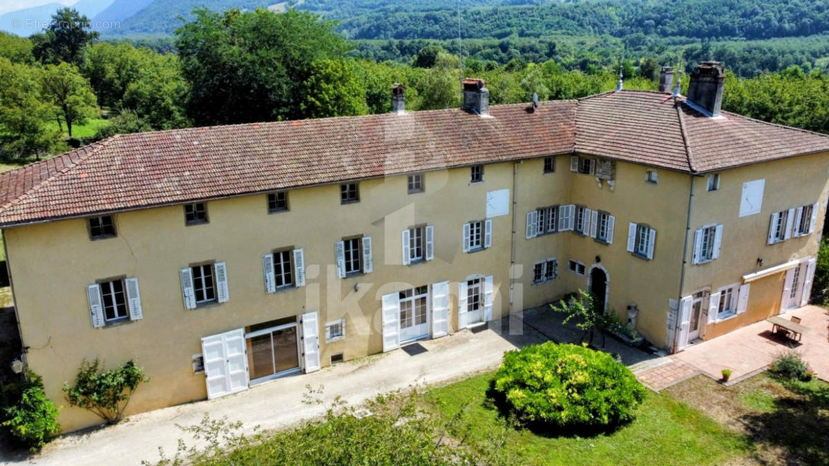 Maison à SAINT-SAUVEUR