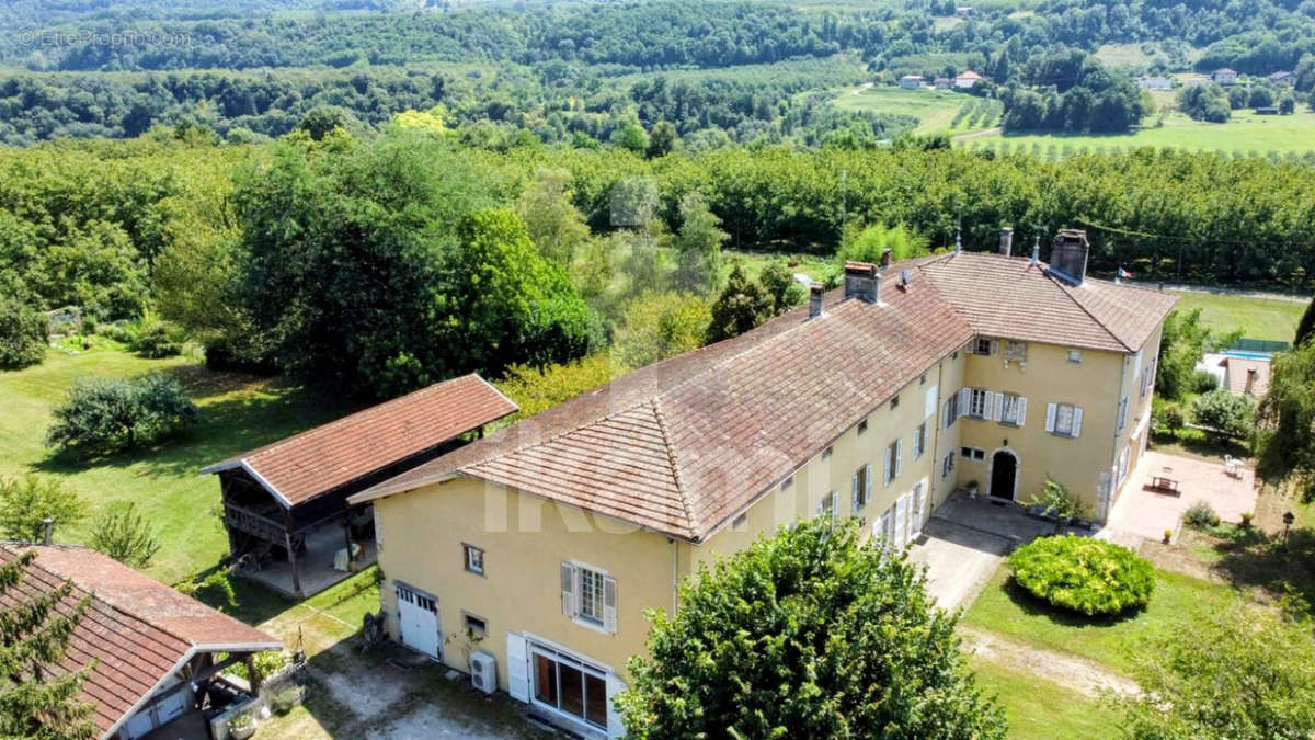 Maison à SAINT-SAUVEUR