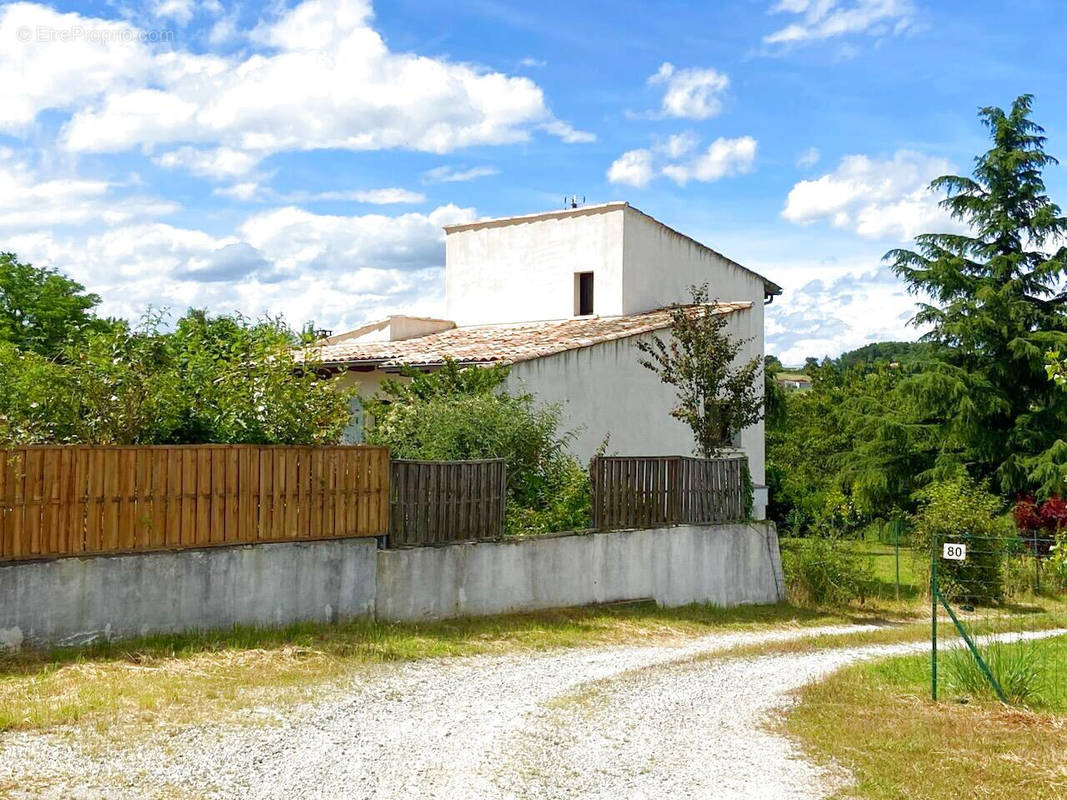 Maison à ALBOUSSIERE