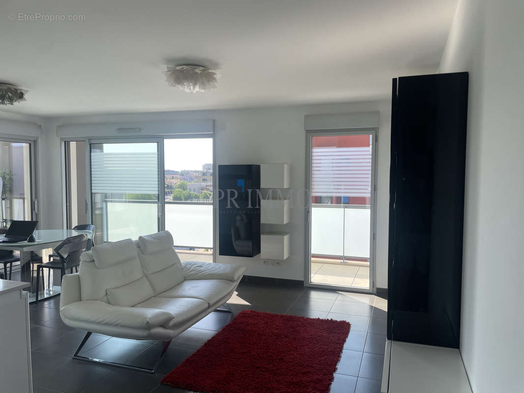 Appartement à FREJUS