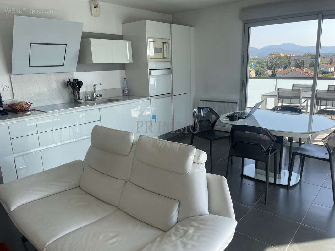 Appartement à FREJUS