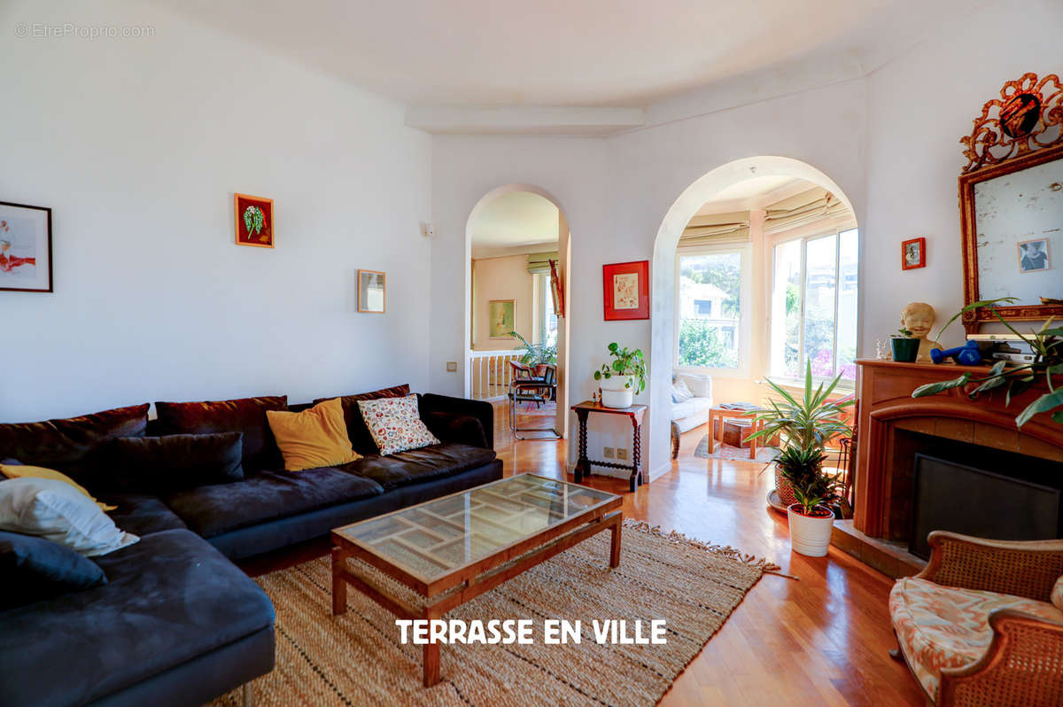 Maison à MARSEILLE-7E