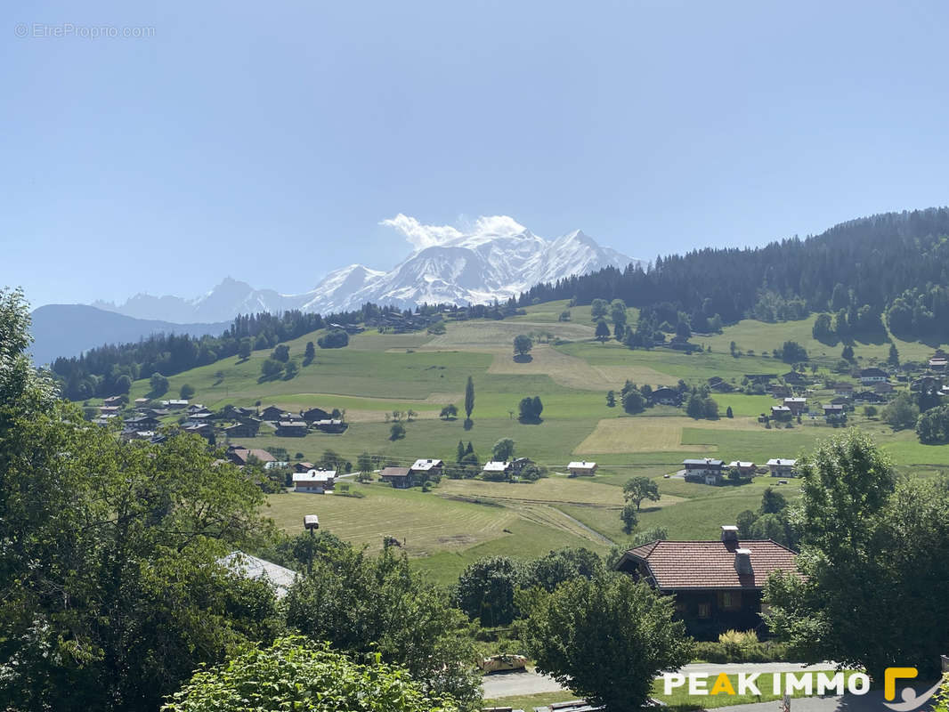 Appartement à COMBLOUX