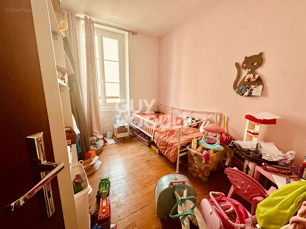 Appartement à TOURNON-SUR-RHONE