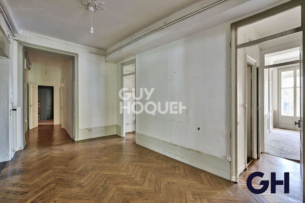 Appartement à LYON-6E