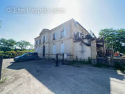 Appartement à PUJOLS